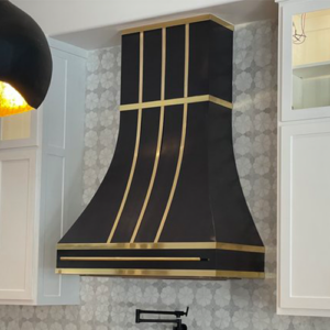 EXUDING LUXURY WITH BLACK AND GOLD